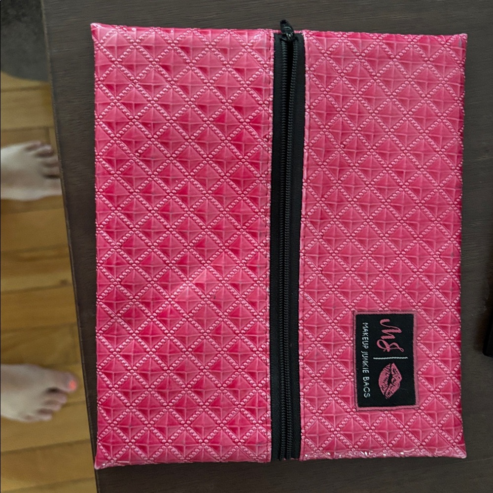 Makeup junkie bag